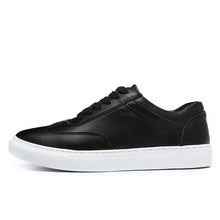 Merkmak Luxury Brand Super Fashion Men White Shoes Casual Leisure Street Style Shoes for Man Simple Classic Male Footwear