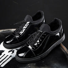 Merkmak 2016 Men Shoes Fashion British Stylel Bright Matte Black Students Men Design Sapatos Masculinos Comfortable Flats Shoes
